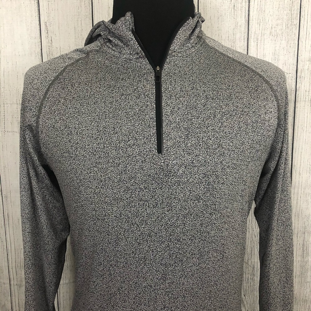 Luluemon L Gray Long Sleeve Zip Hooded Pullover